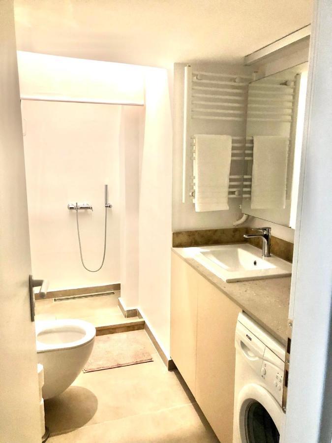 Bright Spacious Modern 3Rd Flr City Oasis-Sleeps 5 Apartment Athens Luaran gambar